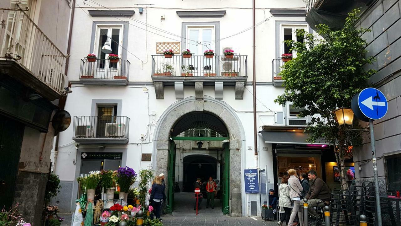 Hotel Il Salotto Di Nonna Cornelia 2 Nápoles Exterior foto